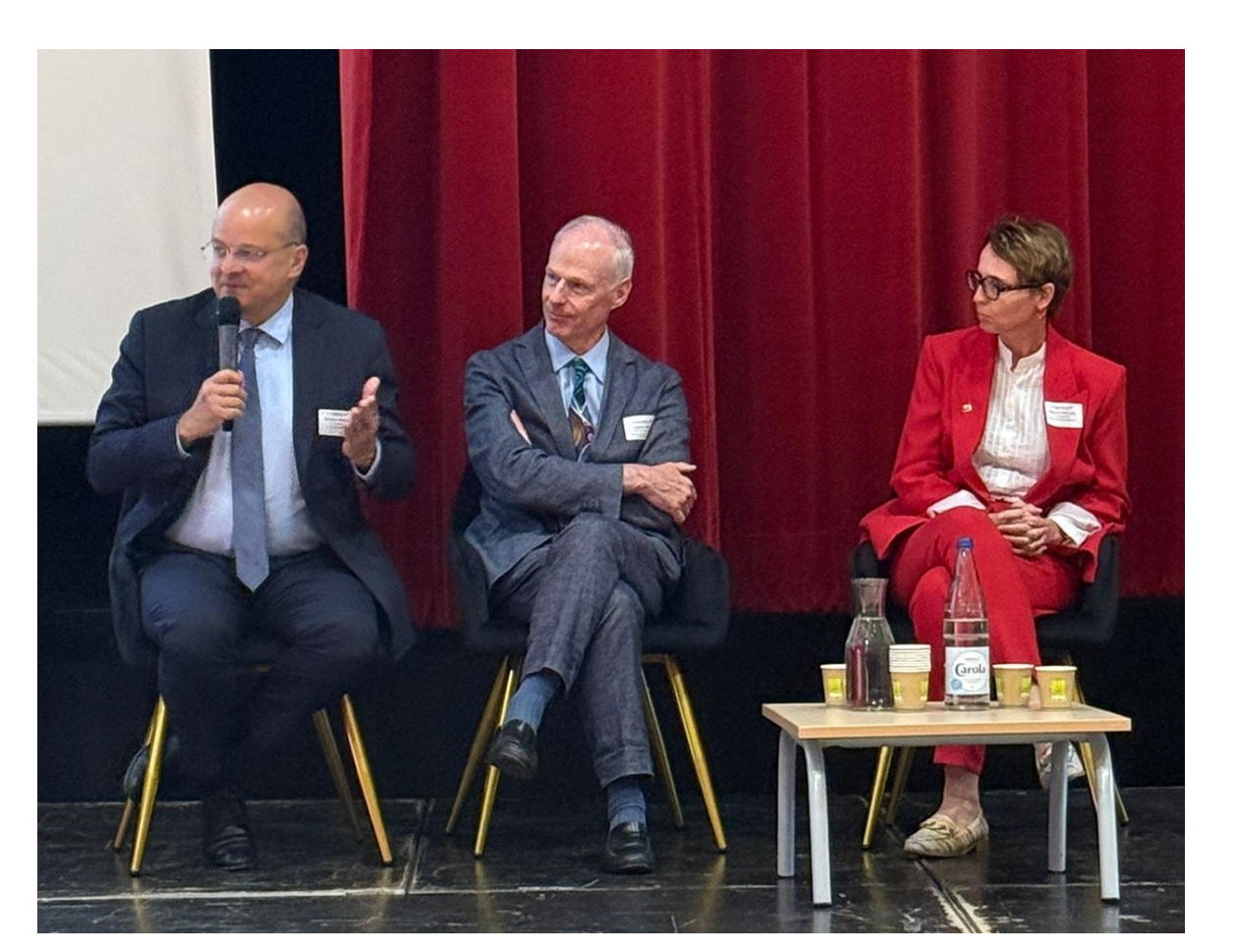 Table ronde diplo 40 ans