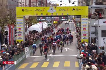 Arrivée de l'étape des horlogers à La Chaux-de-Fonds © RTS